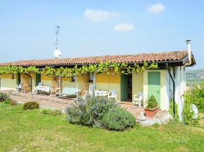  Nice and typical apartment in a farm surrounded by hills and vineyards  Санта-Мария-Делла-Верза